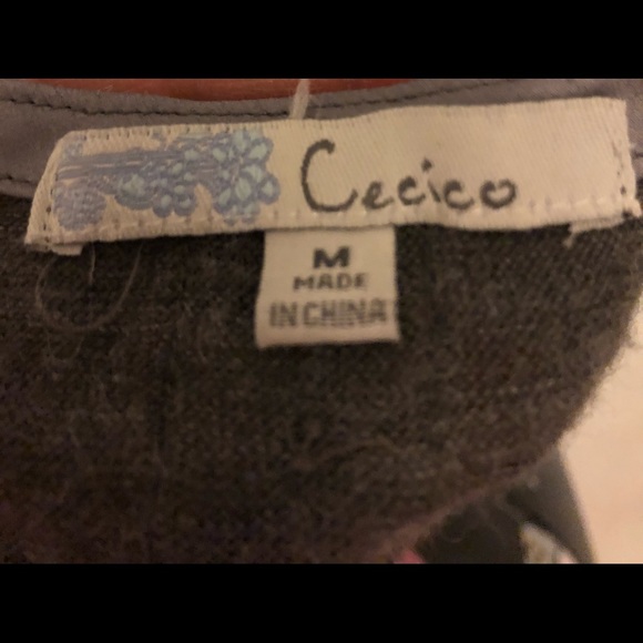 Cecico Gray Longsleeve Silky Blouse, Size M - Picture 3 of 4